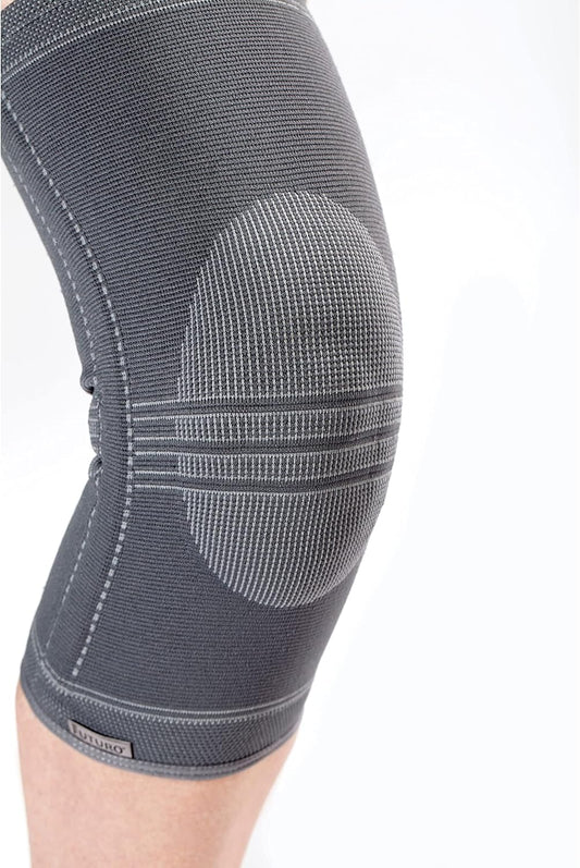 FUTURO Ultra Performance Knee Stabiliser - Medium